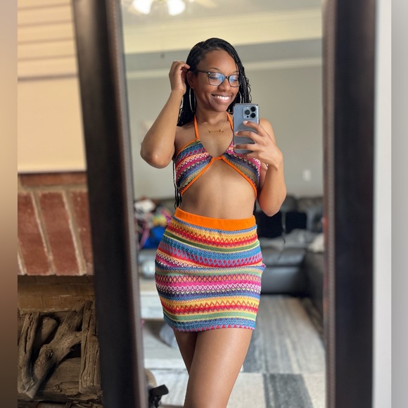 Rainbow Striped Knit Tie Backless Crop Halter Top & Skirt, US Size M, 6 - Picture 3 of 4